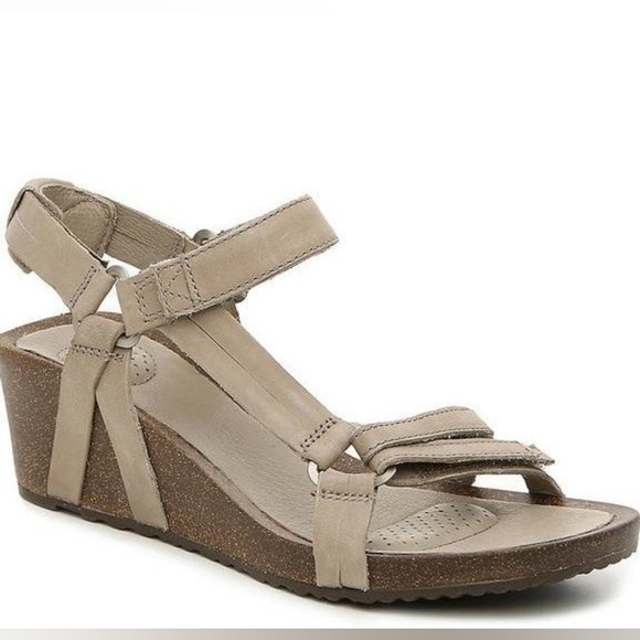 Teva Shoes - TEVA Sandals,Ysidro wedge sandals,cork wedge sandals, leather sandals *Toupe Sz7